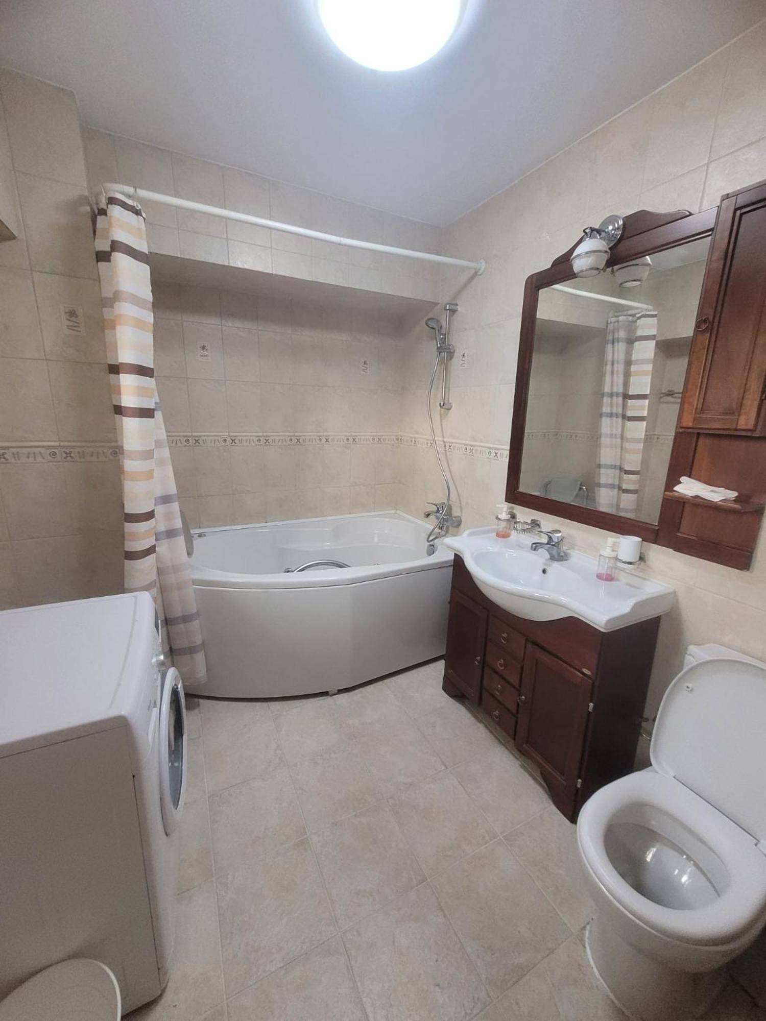Ultracentral Bucharest Apartment Luaran gambar